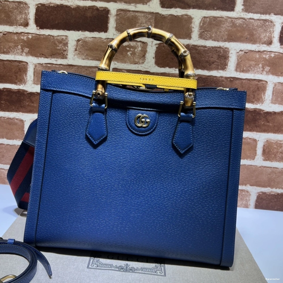Hyper Peter bag Diana medium Gucci tote 0814